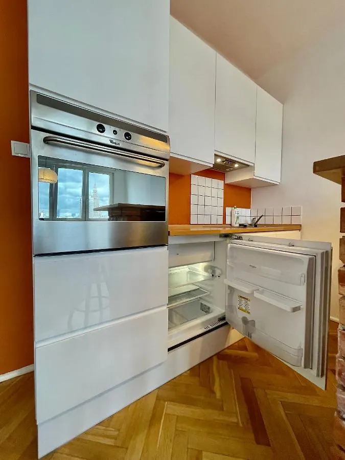 Super Beauty Metro Wifi 65'Tv Netflix Hbo Appletv+ Apartment Warsaw